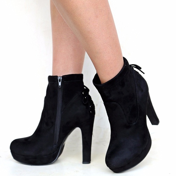 New Black Lace Platform Heel Ankle Boots Booties - Picture 3 of 3